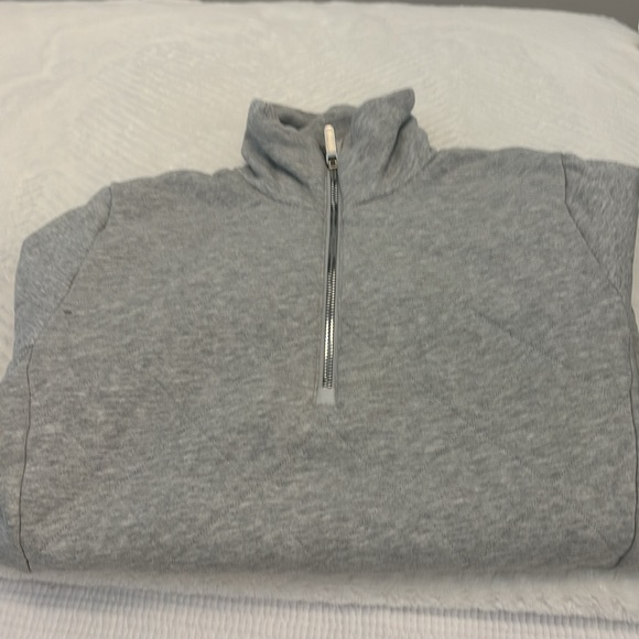 Lululemon long sleeve half zip sweat top quilted pattern size 2 great condition - Picture 4 of 9
